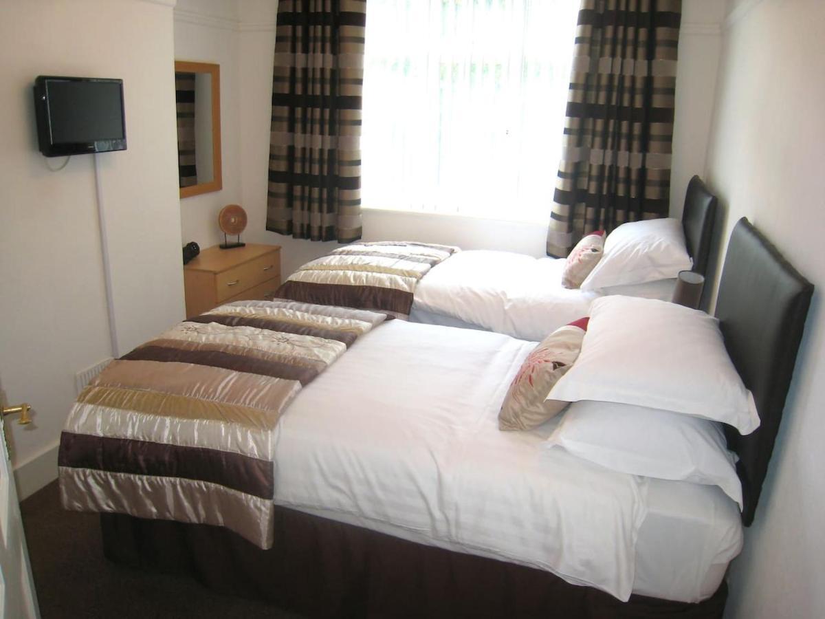 Arden Hill Farmhouse - Hot Tub, Snooker Table, Sleeps 16 Стратфорд на Ейвън Екстериор снимка